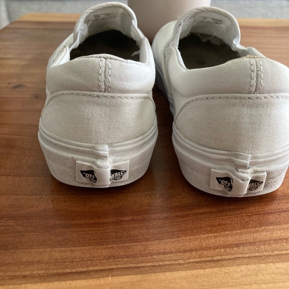 Vans - Picture 5 of 8